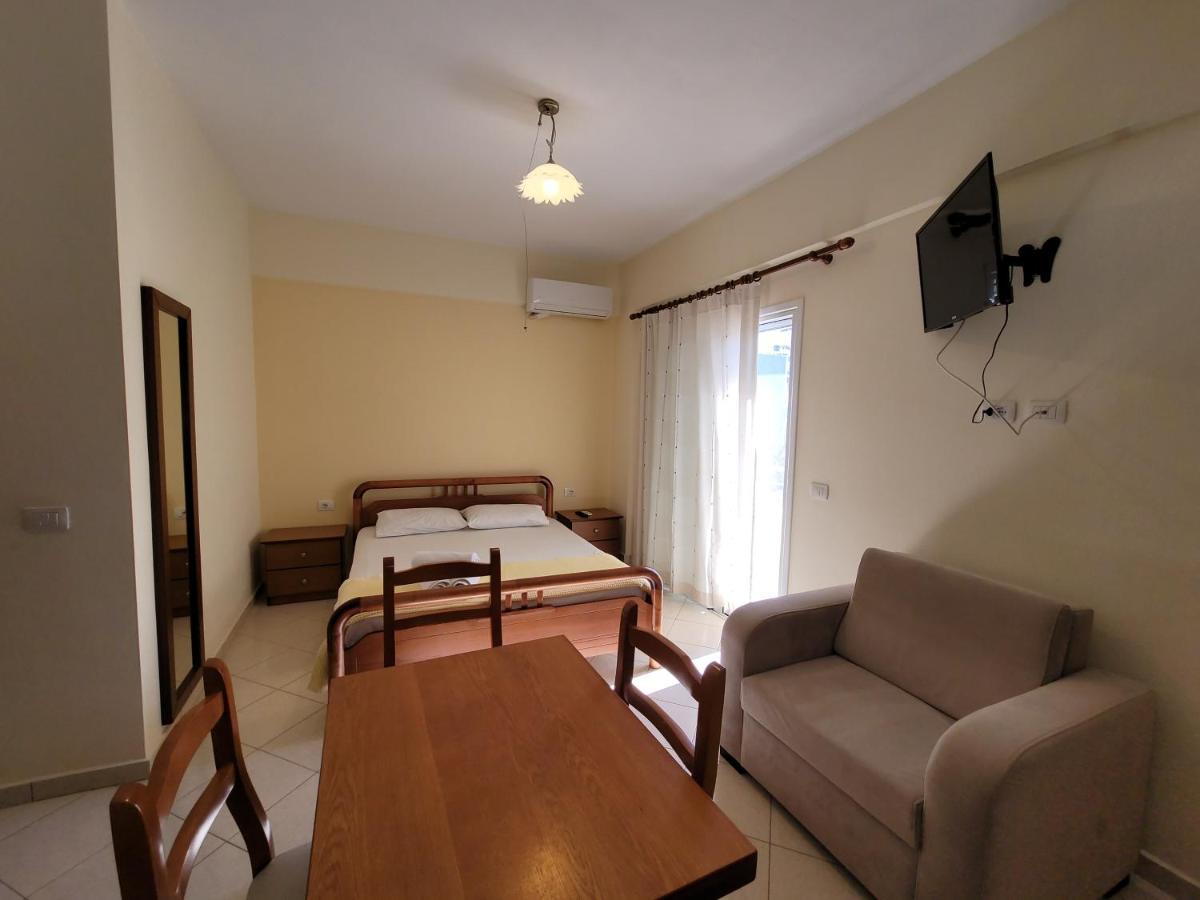 Vila Mihasi Ksamil Exteriér fotografie