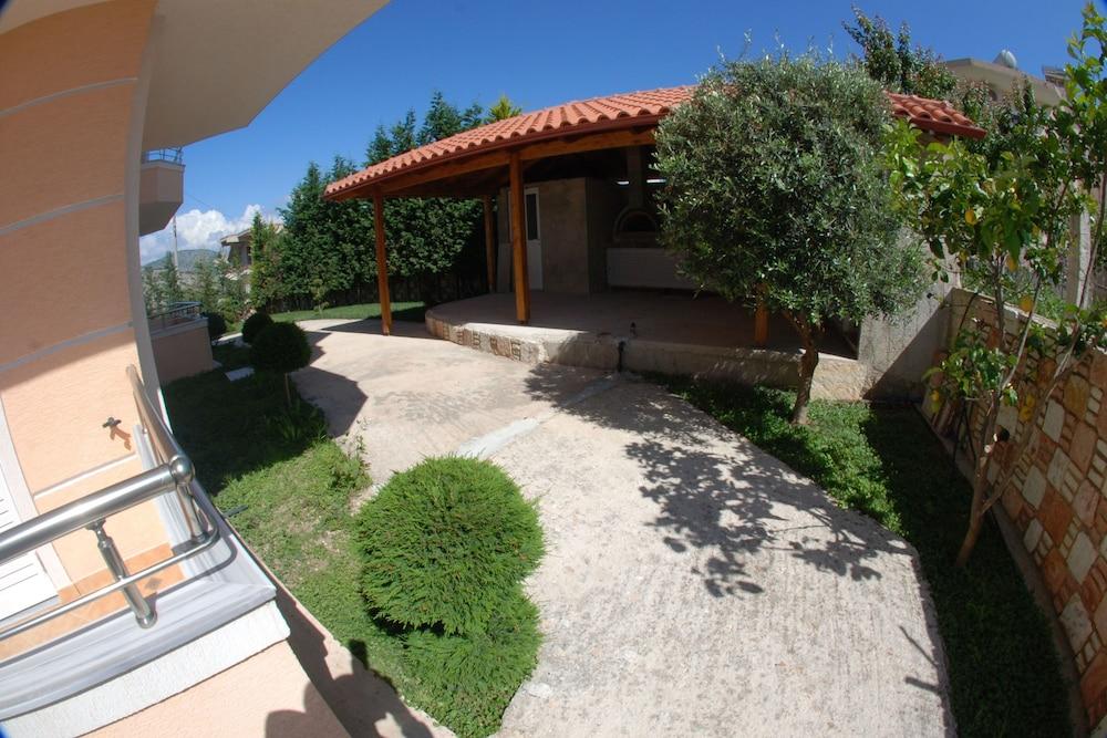 Vila Mihasi Ksamil Exteriér fotografie